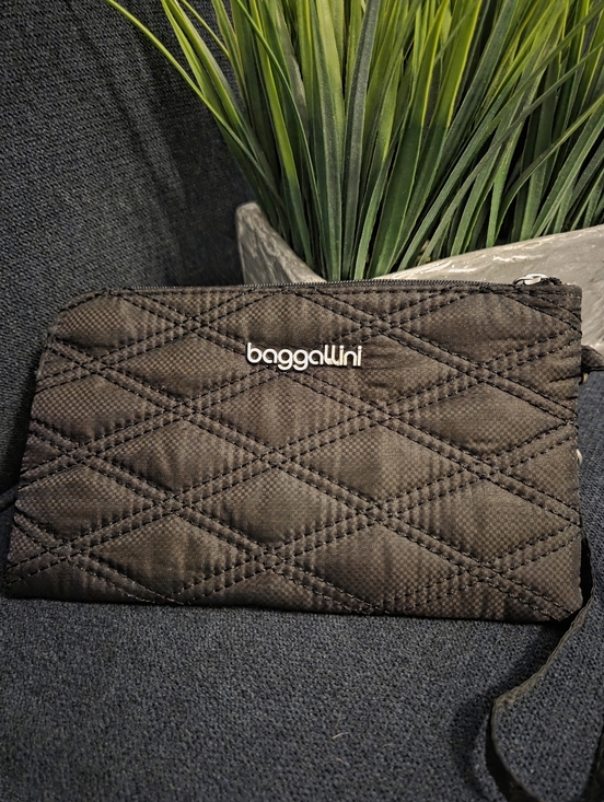 Handbags - Baggalini Ladies Quilted Black Wristlet